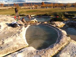 Piscine Carletti, le celebri Terme Libere e gratuite di Viterbo nel Lazio - © Angelmanxego, CC BY-SA 4.0, Wikipedia