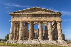 Il Tempio di Poseidone, Nettuno per i romani, nell'area archeologica di Paestum, in Campania