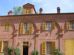 Dettaglio dell'Orangerie del Castello di Pralormo in Piemonte- © t50 / Shutterstock.com