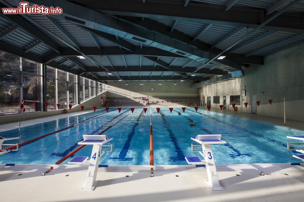 Immagine Piscina interna delle Terme di Briga a Brigerbad in Svizzera