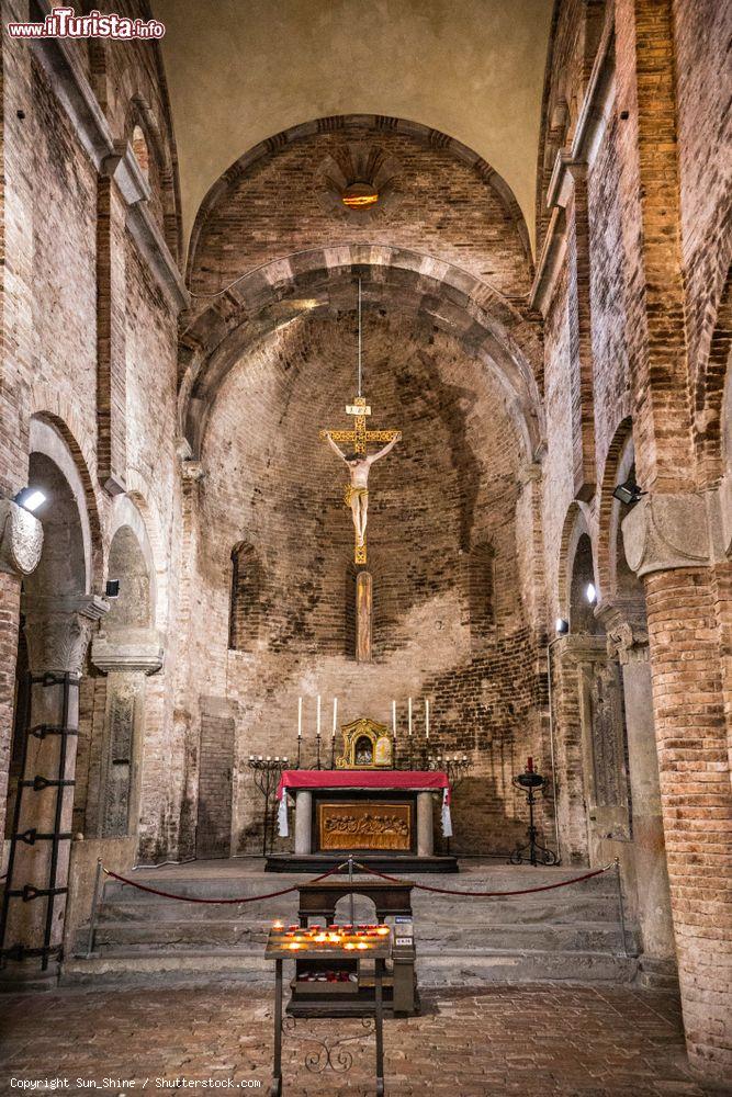 Immagine Abside della Chiesa dei Protomartiri San VItale e Sant'Agricola a Bologna, Basilica di Santo Stefano - © Sun_Shine / Shutterstock.com