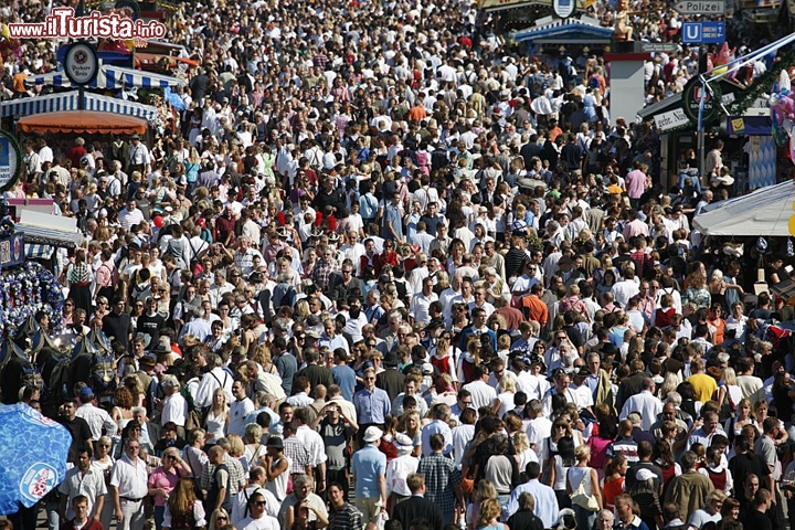 Migliaia di persone a Monaco per l'Ocktoberfest - Foto München Tourismus/S. Mueller