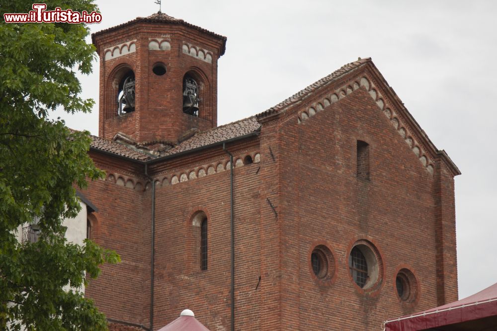 Immagine Uno scorcio della chiesa cistercense dell'Abbazia di Morimondo, Lombardia