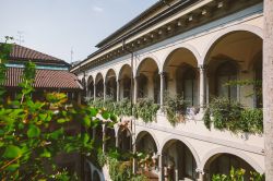 L'edificio storico che ospita il Meseo della Scienza e della Tecnica di Milano - © fotoliza / Shutterstock.com