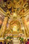 La Icona della Madonna di San Luca dentro al Santuario della Madonna della Guardia a Bologna - © Benny Marty / Shutterstock.com