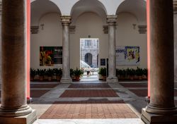 Il Palazzo Ducale di Genova ospita mostre temporanee ed eventi - © Giuseppe Strafaci / Shutterstock.com