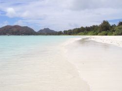 GRANDE ANSE LA DIGUE