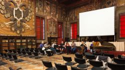 La stanza Stabat Mater si trova dentro alla Biblioteca comunale dell'Archiginnasio di Bologna - © Salvador Maniquiz / Shutterstock.com