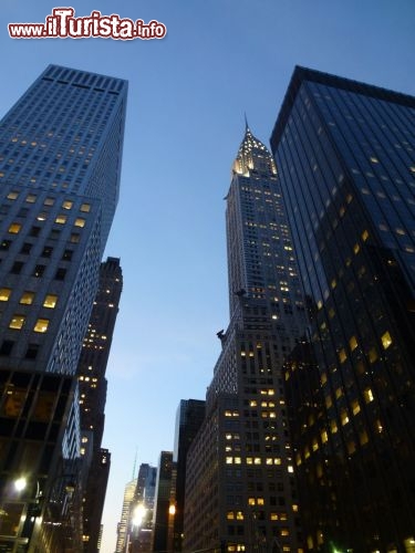 Chrysler Building di notte