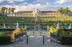 Il Palazzo di Sanssouci a Potsdam, la Reggia estiva di Federico II di Prussia - © Mike Mareen / Shutterstock.com