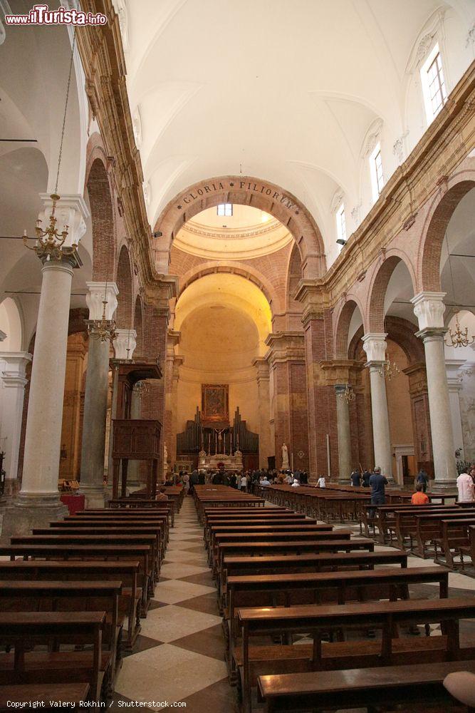 Immagine Interno del Duomo barocco di Marsala in Sicilia - © Valery Rokhin / Shutterstock.com