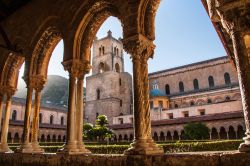 Il chiostro e la Cattedrale di Monreale in Sicilia