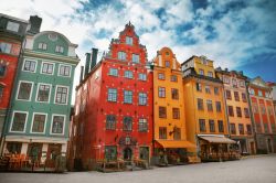 La piazza Stortorget nel quartiere di Gamla Stan a Stoccolma, la capitale della Svezia
