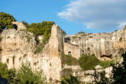 Visita alle Latomie del Paradiso, parco archeologico della Nepolis di Siracusa