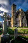 Croce celtica nel cimitero di Rock of Cashel, Irlanda centrale