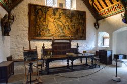 Interno della Cappella del Re Cormac Mac Carthaigh nel complesso di Rock of Cashel in Irlanda - © Anton_Ivanov / Shutterstock.com