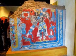La riproduzione di un murale del sito archologico di Cacaxtla, esposto nella sezione di archeologia del Museo Nazionale di Antropologia di Città del Messico - © Sergey-73 / Shutterstock.com ...