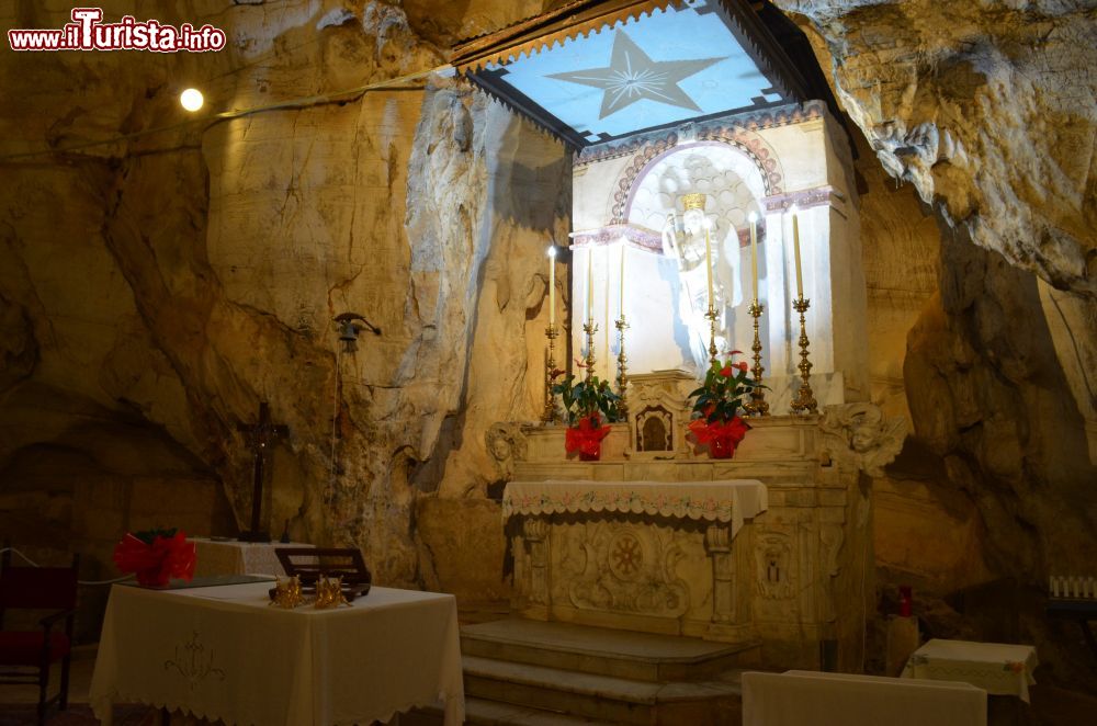 Cosa vedere e cosa visitare Grotta Santuario di San Michele Arcangelo