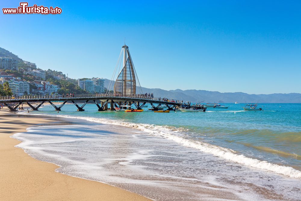 Immagine Playa de los muertos il celebre lido di Puerto Vallarta (Messico)