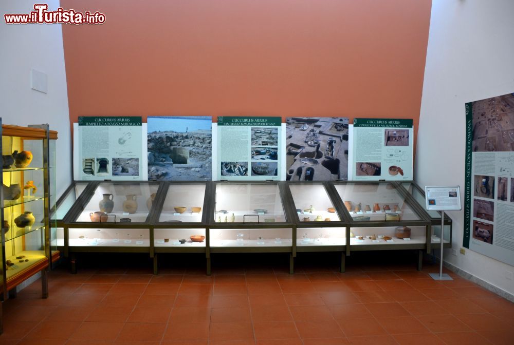 Immagine La sezione dedicata al sito preistorico di Cuccuru is Arrius nel Museo Civico di Cabras.