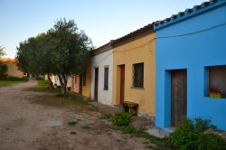 Le case di San Salvatore di Sinis (Cabras) sono chiamate in sardo "cumbessias".