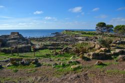 L'antica città di Nora sorge sul Capo di Pula, nel sud della Sardegna.
