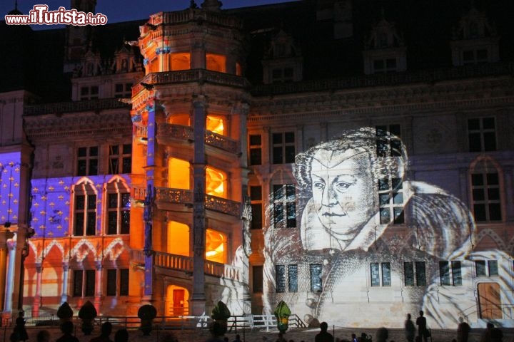 Proiezioni multimediali sulle mura del castello di Blois