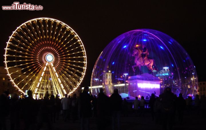 Fete des Lumieres (Precedente edizione): luci a  place bellecour