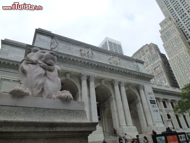 Immagine New York Public Library, esterno