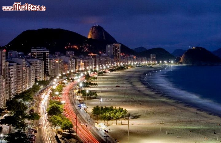 Immagine Copacabana by night