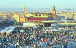 Djemaa el Fna al Tramonto