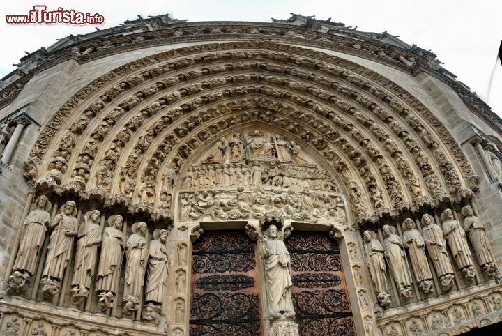Portale del Giudizio Universale: si trova sulla facciata ovest della Cattedrale di Notre Dame a Parigi