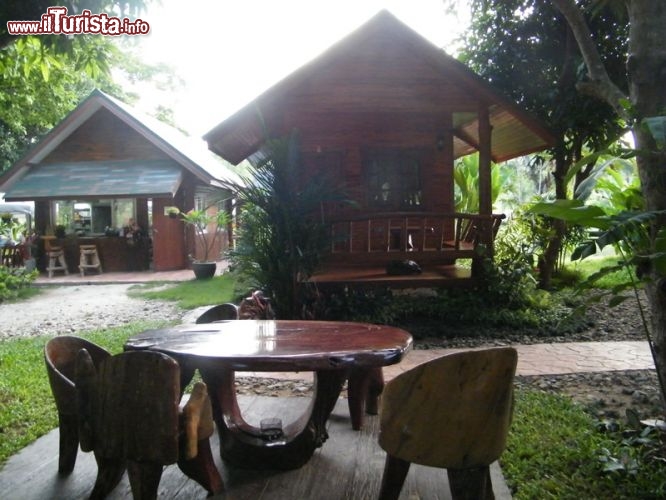 La Teak House per chi non ama  una ambientazione  in  stile Flinstone
