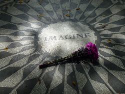 Strawberry Fields Memorial a Central Park