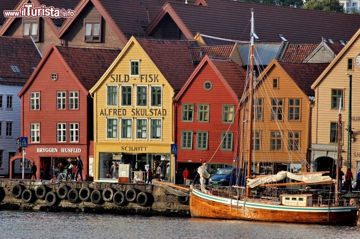Un particolare romantico del quartiere Bryggen a Bergen