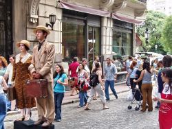 Artisti di strada a benos aires quartiere san telmo