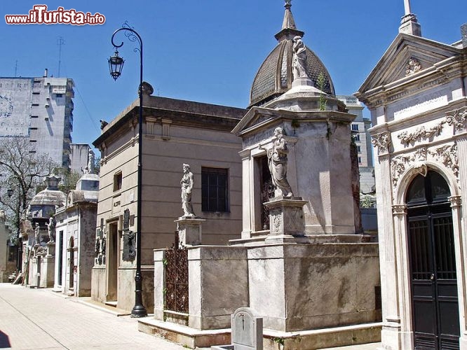 Immagine Recoleta il cimitero di buonos aires, fotografia di Mariano Cecowski