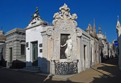 Cimetero recoleta fotografia di lelemaki http://commons.wikimedia.org/wiki/User:Elemaki