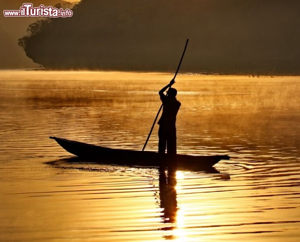 Un pescatore di Morondava al tramonto