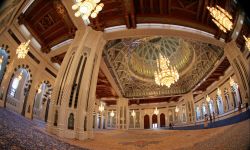 L'interno della Moschea di Muscat