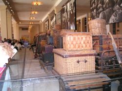 Ellis Island ...i bagagli degli emigranti