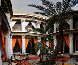 Dentro a un Riad a Marrakech