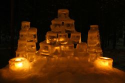 Festival delle 1000 lanterne di ghiaccio a Vuollerim ...