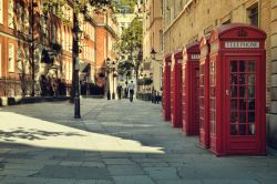 Le famose cabine del telefono rosse di Soho