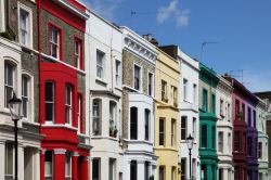 Le case colorate di Notting Hill a Londra
