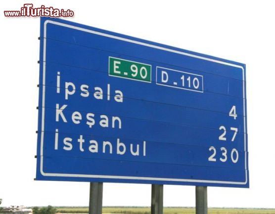 Immagine Veloci verso Istanbul
DONNAVVENTURA® 2010 - Tutti i diritti riservati - All rights reserved