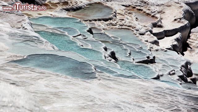 Immagine Pamukkale, vasche in calcare e travertino
DONNAVVENTURA 2010 - Tutti i diritti riservati - All rights reserved