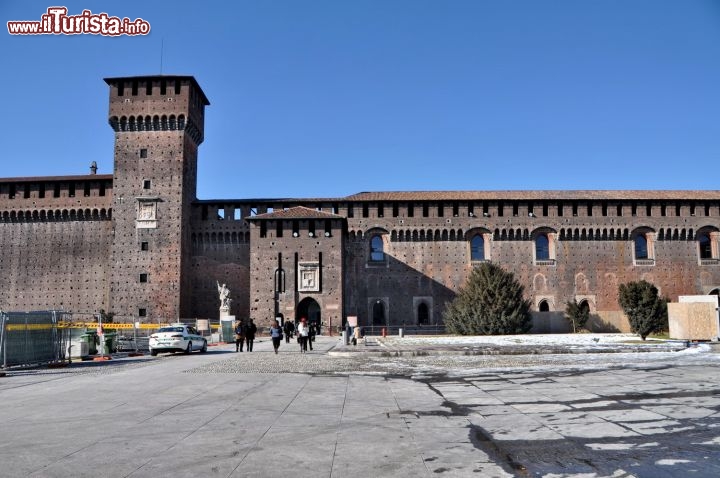 Interno Castello Milano