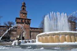 Castello Visconteo e fontana