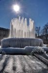 Il sole sulla fontana castello Milano